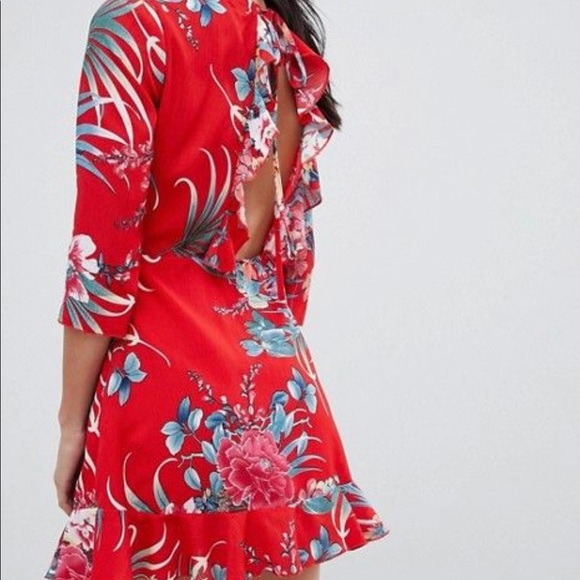 New Boohoo exclusive floral ruffle hem open back dress size 10 - Picture 6 of 6